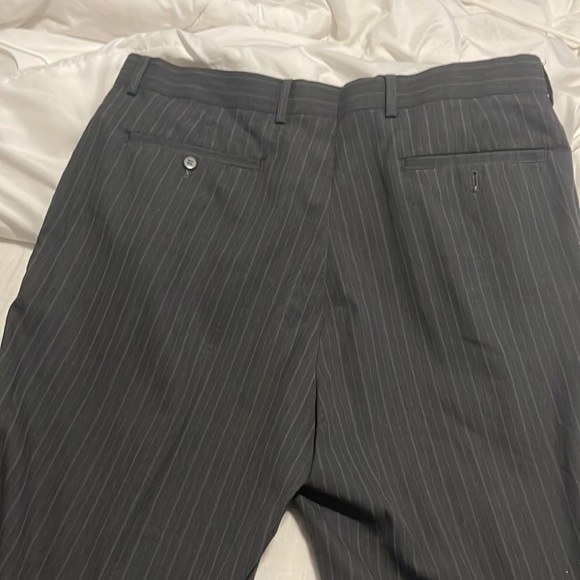 Louis Raphael, Dress slacks - Picture 2 of 4